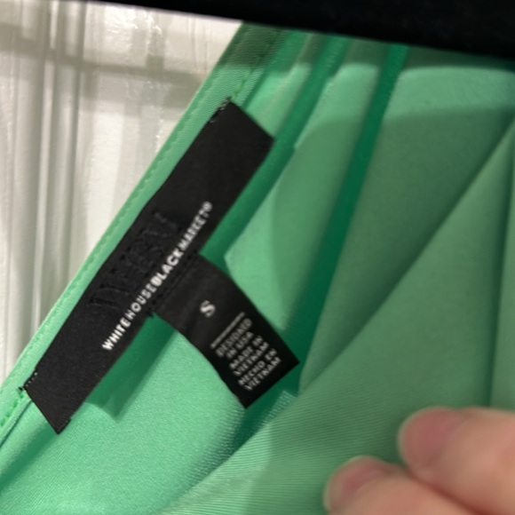Like new WHBM Green Dress - Picture 2 of 3
